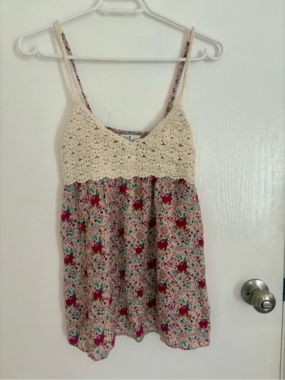 Forever 21 Floral Empire Waist Crochet Tank | Size S